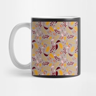 Pattern with colourful autumn leaves and flowers in beige Mug